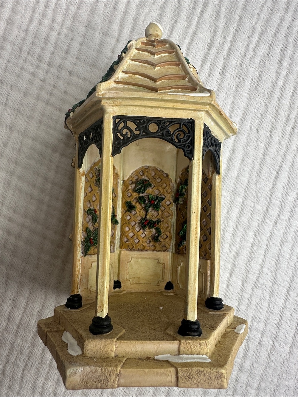 Dept 56 Village Gazebo Christmas Village Accessory EUC Retired